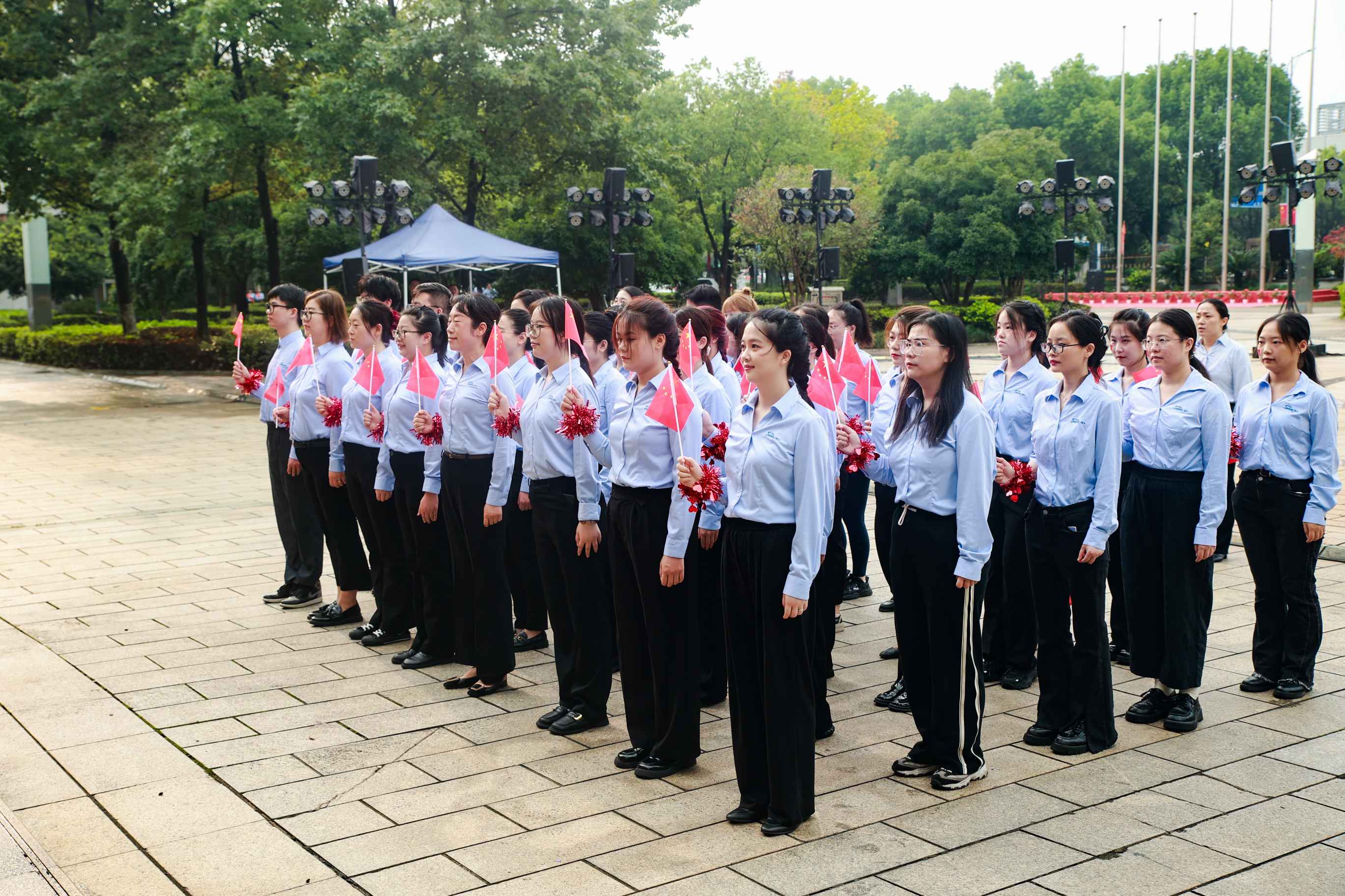 音王集團(tuán)共慶華誕：七十五載輝煌交響，家國情懷共鑄時(shí)代華章